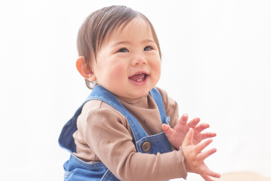 笑顔の赤ちゃん