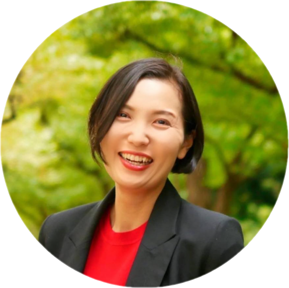内田綾